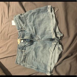 High waisted Hollister shorts